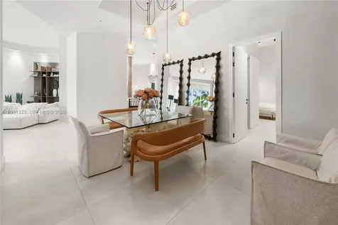 808 Brickell Key Drive Miami FL 33131