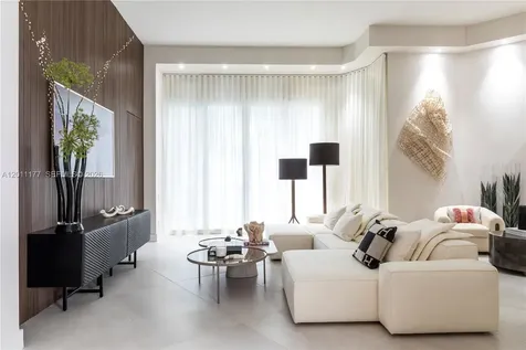 808 Brickell Key Drive Miami FL 33131