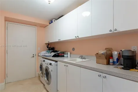 17875 Collins Avenue Sunny Isles Beach FL 33160