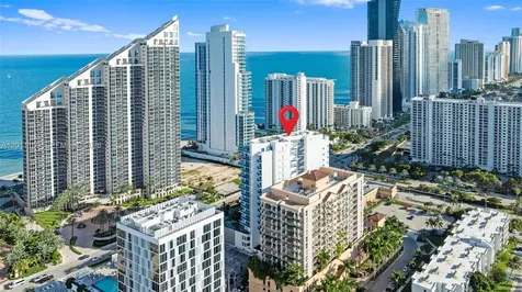 17550 Collins Sunny Isles Beach FL 33160