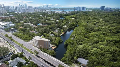 18550 NE 23rd Court Miami FL 33180