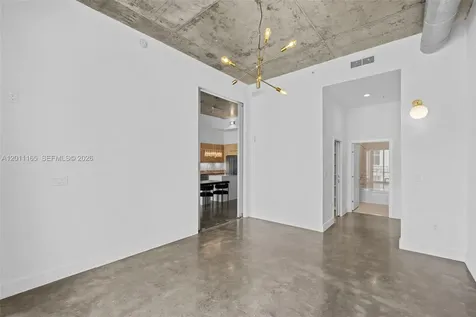 2001 Meridian Avenue Miami Beach FL 33139