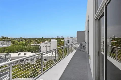 2001 Meridian Avenue Miami Beach FL 33139