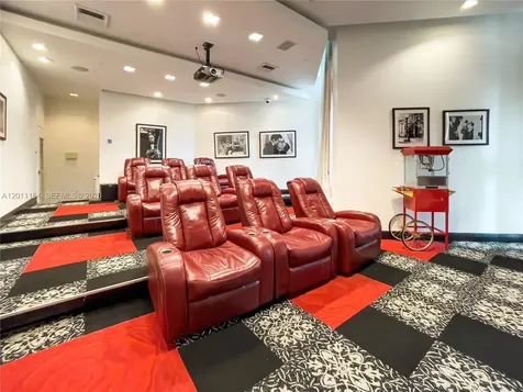 350 S Miami Avenue Miami FL 33130