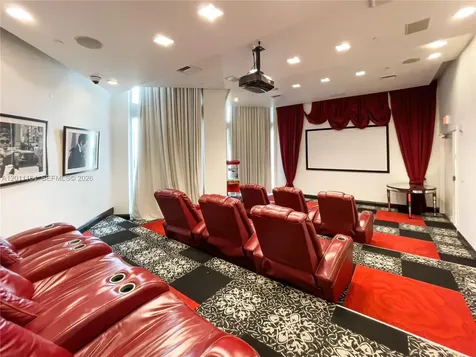 350 S Miami Avenue Miami FL 33130