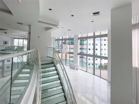 350 S Miami Avenue Miami FL 33130