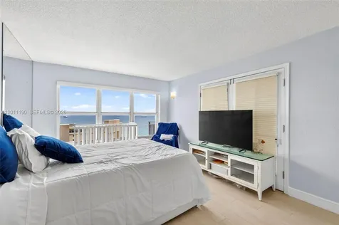 3000 E Sunrise Boulevard Fort Lauderdale FL 33304