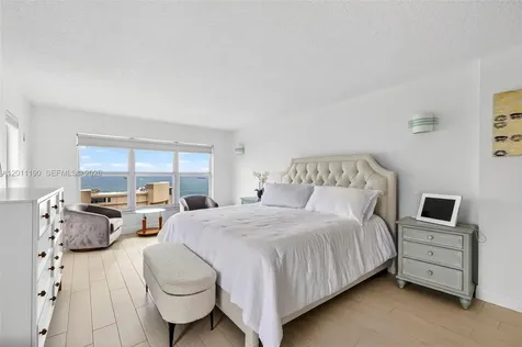 3000 E Sunrise Boulevard Fort Lauderdale FL 33304