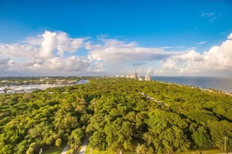 3000 E Sunrise Boulevard Fort Lauderdale FL 33304