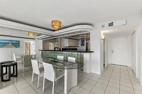 3000 E Sunrise Boulevard Fort Lauderdale FL 33304