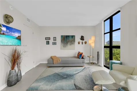 1000 Quayside Terrace Miami FL 33138