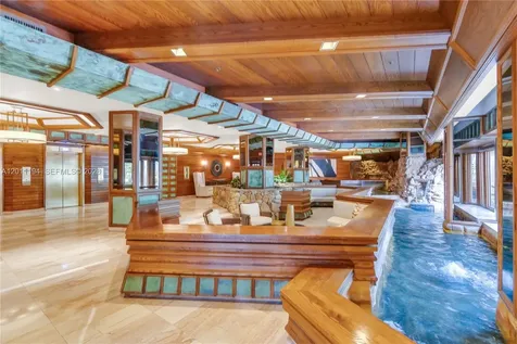 1000 Quayside Terrace Miami FL 33138