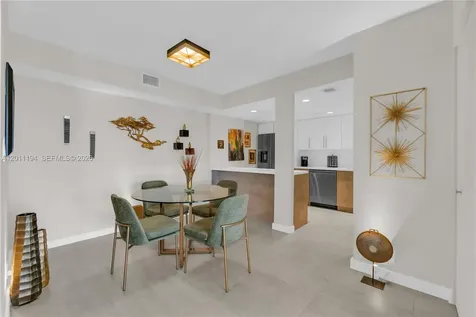 1000 Quayside Terrace Miami FL 33138