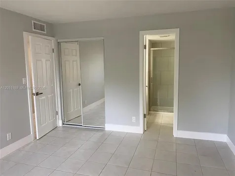 455 S Pine Island Road Plantation FL 33324