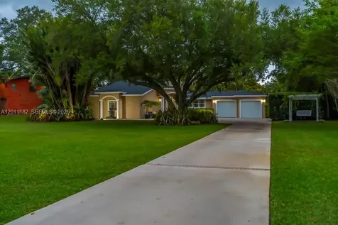 14011 SW 21st Street Davie FL 33325
