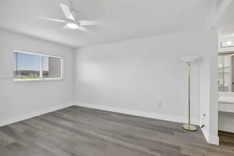 13700 SW 11th Street Pembroke Pines FL 33027
