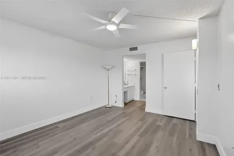 13700 SW 11th Street Pembroke Pines FL 33027