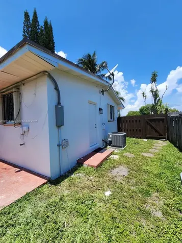 1180 NE 185th Street Miami FL 33169