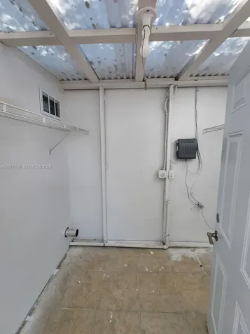 1180 NE 185th Street Miami FL 33169