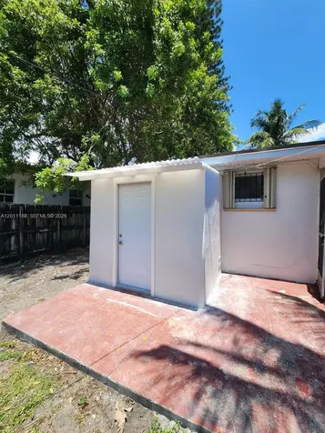 1180 NE 185th Street Miami FL 33169