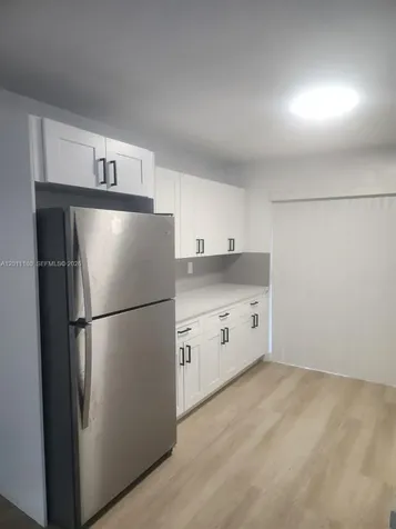 1180 NE 185th Street Miami FL 33169