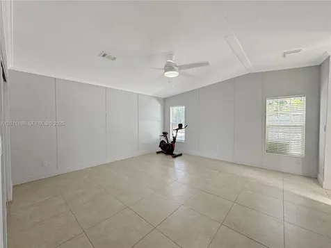 2863 SW 58th Manor Dania Beach FL 33312