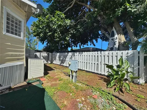 2863 SW 58th Manor Dania Beach FL 33312