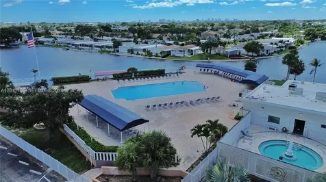 2863 SW 58th Manor Dania Beach FL 33312