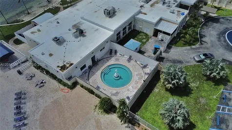 2863 SW 58th Manor Dania Beach FL 33312