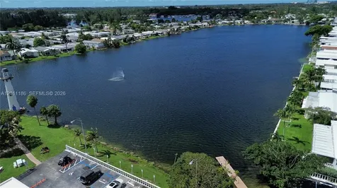 2863 SW 58th Manor Dania Beach FL 33312