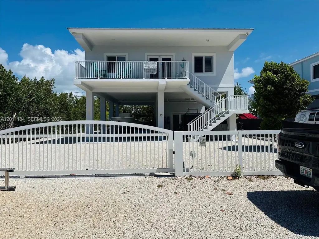 184 Ocean Shores Drive Key Largo FL 33037