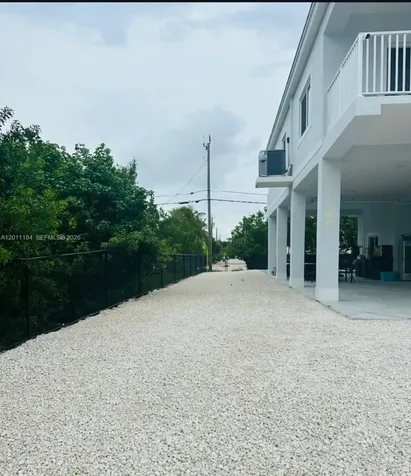 184 Ocean Shores Drive Key Largo FL 33037