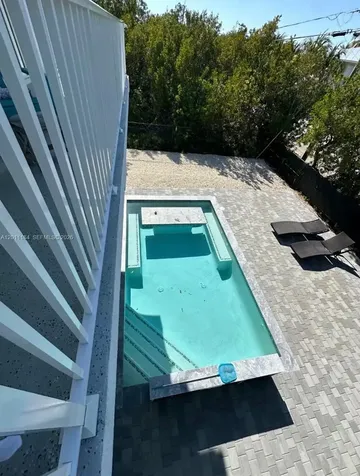 184 Ocean Shores Drive Key Largo FL 33037