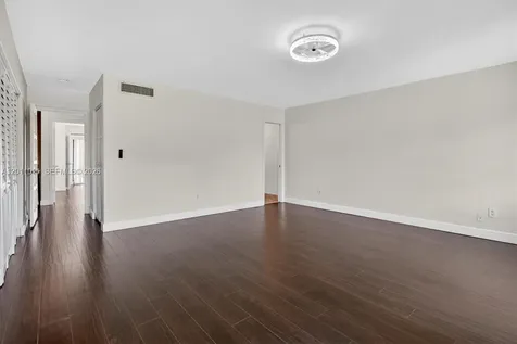 8855 SW 62nd Terrace Miami FL 33173