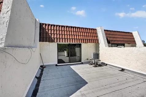 8855 SW 62nd Terrace Miami FL 33173