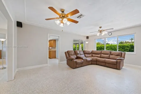 81 NW 18th Street Homestead FL 33030