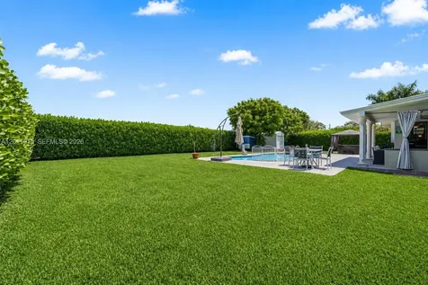81 NW 18th Street Homestead FL 33030