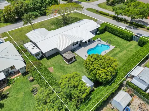 81 NW 18th Street Homestead FL 33030