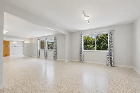 81 NW 18th Street Homestead FL 33030