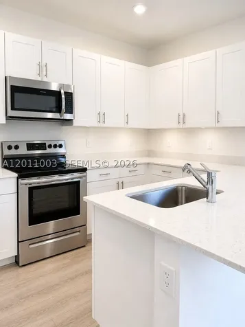 925 NE 211th Street Miami FL 33179