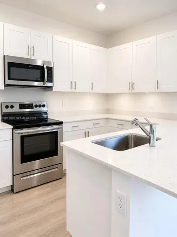 925 NE 211th Street Miami FL 33179