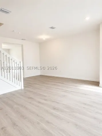 925 NE 211th Street Miami FL 33179