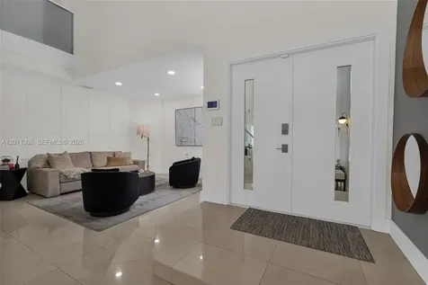 10762 NW 71st Street Doral FL 33178