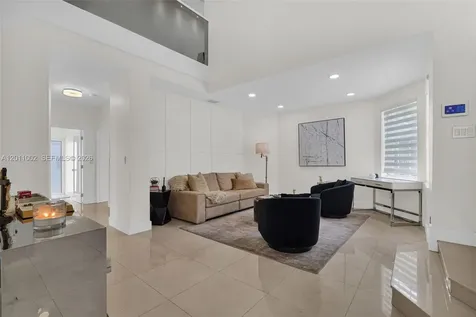 10762 NW 71st Street Doral FL 33178