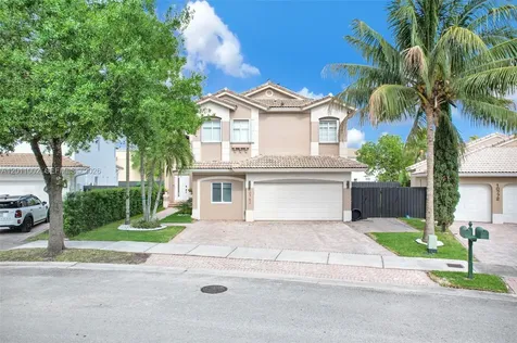 10762 NW 71st Street Doral FL 33178