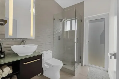 10762 NW 71st Street Doral FL 33178