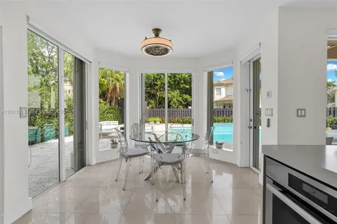 10762 NW 71st Street Doral FL 33178