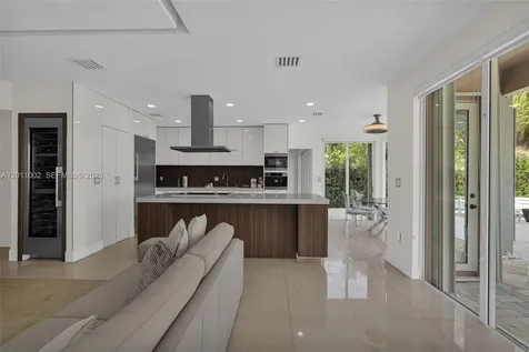 10762 NW 71st Street Doral FL 33178