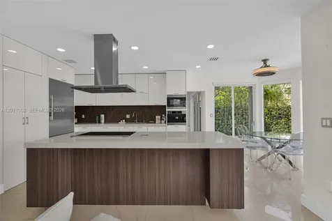 10762 NW 71st Street Doral FL 33178