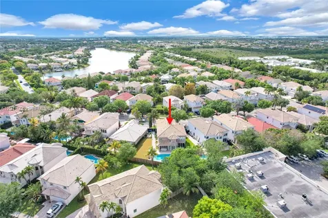 10762 NW 71st Street Doral FL 33178